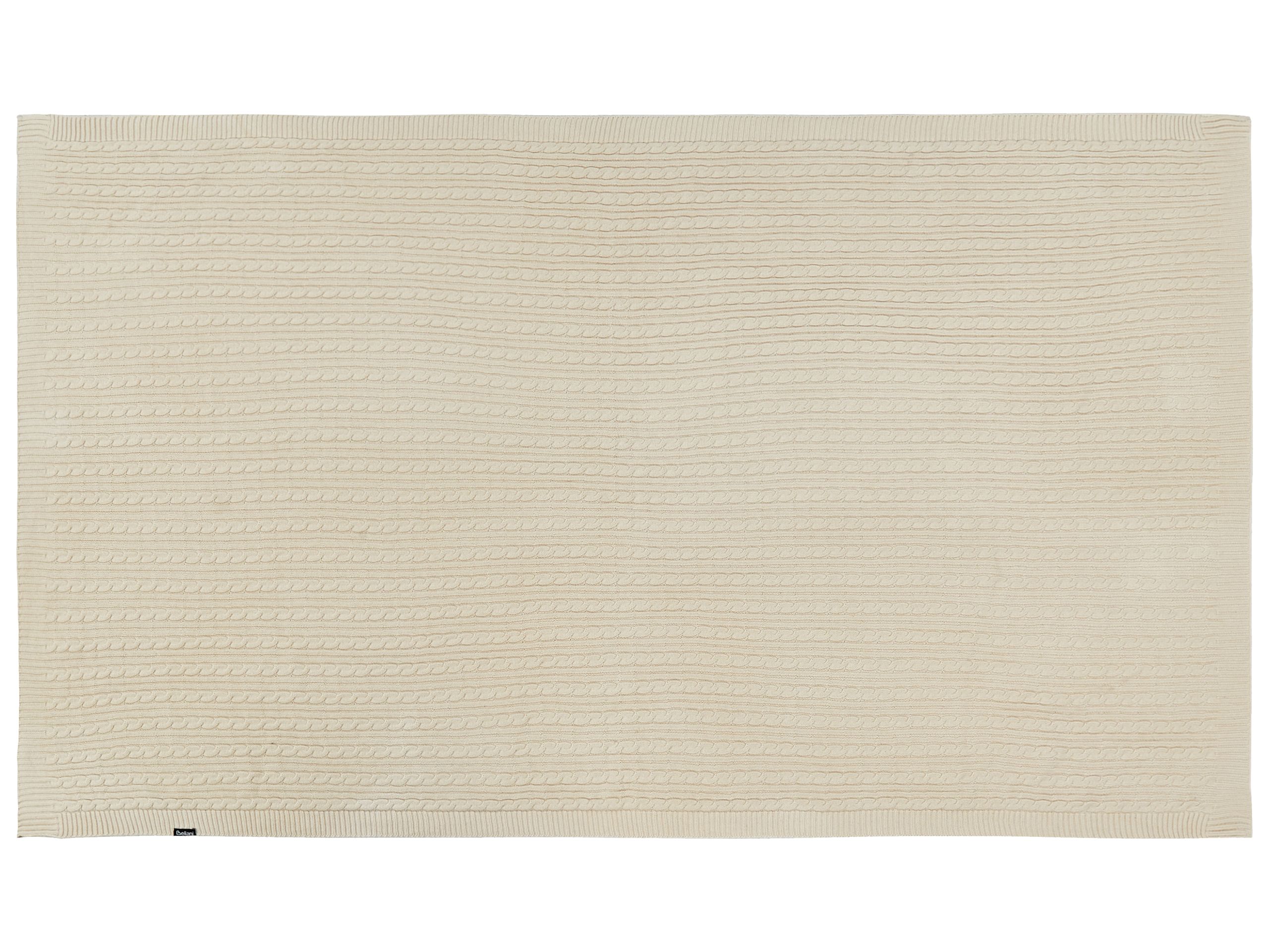 undef_src_sa_picid_820987_x_2560_type_whitesh_image.jpg