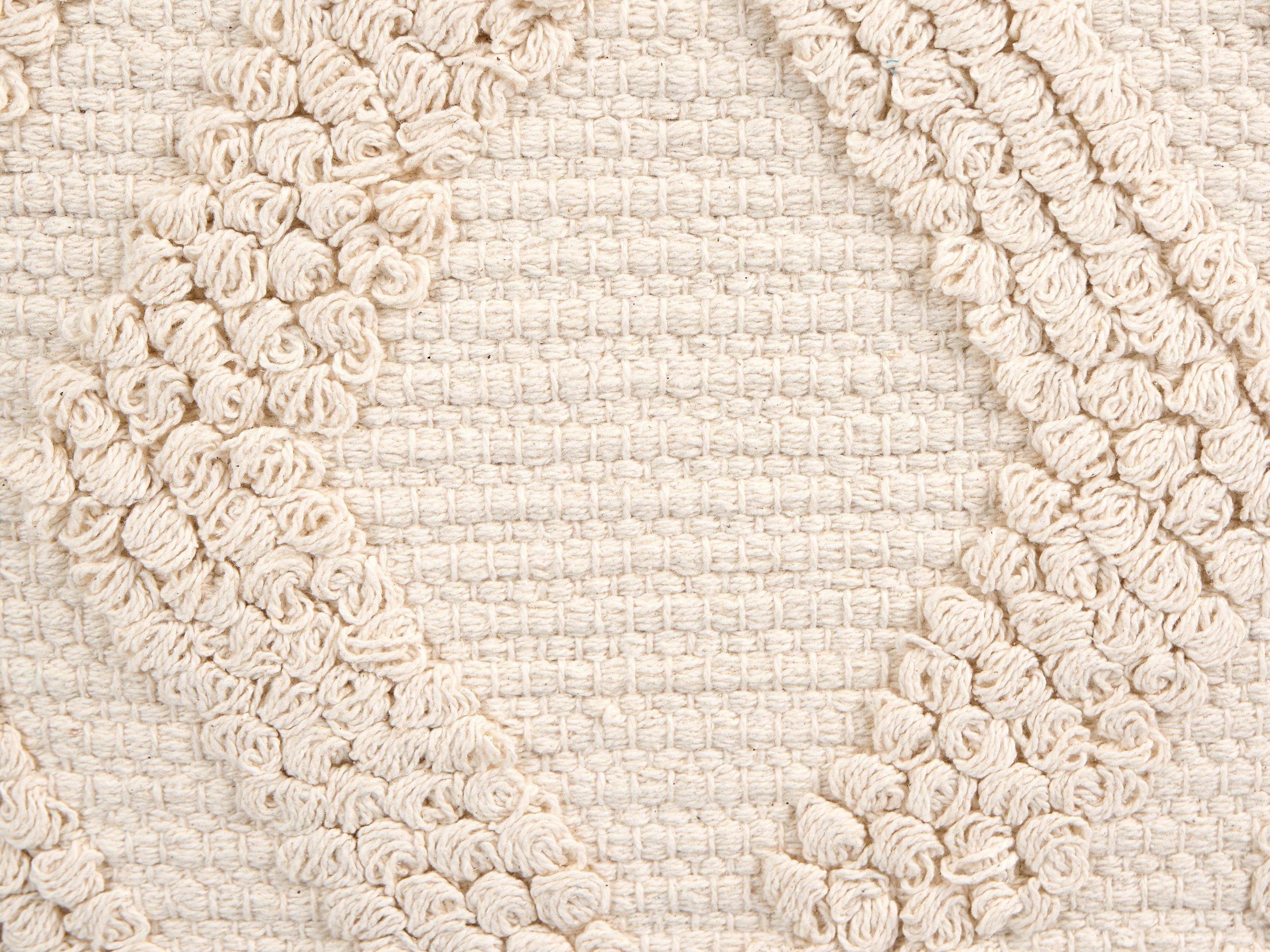 undef_src_sa_picid_843493_x_2560_type_whitesh_image.jpg