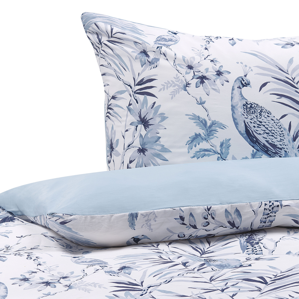 Image of Set copripiumino e federa in misto cotone bianco e blu motivo floreale 155 x 220 cm Camera da letto moderna Boho