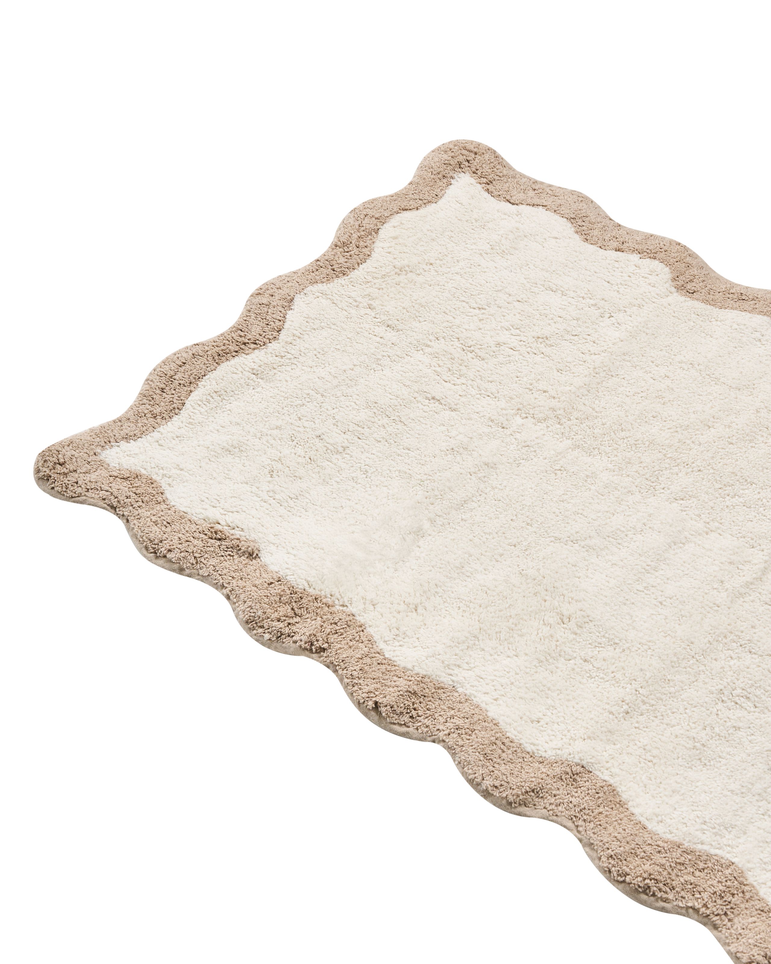 undef_src_sa_picid_1025938_x_2560_type_whitesh_image.jpg