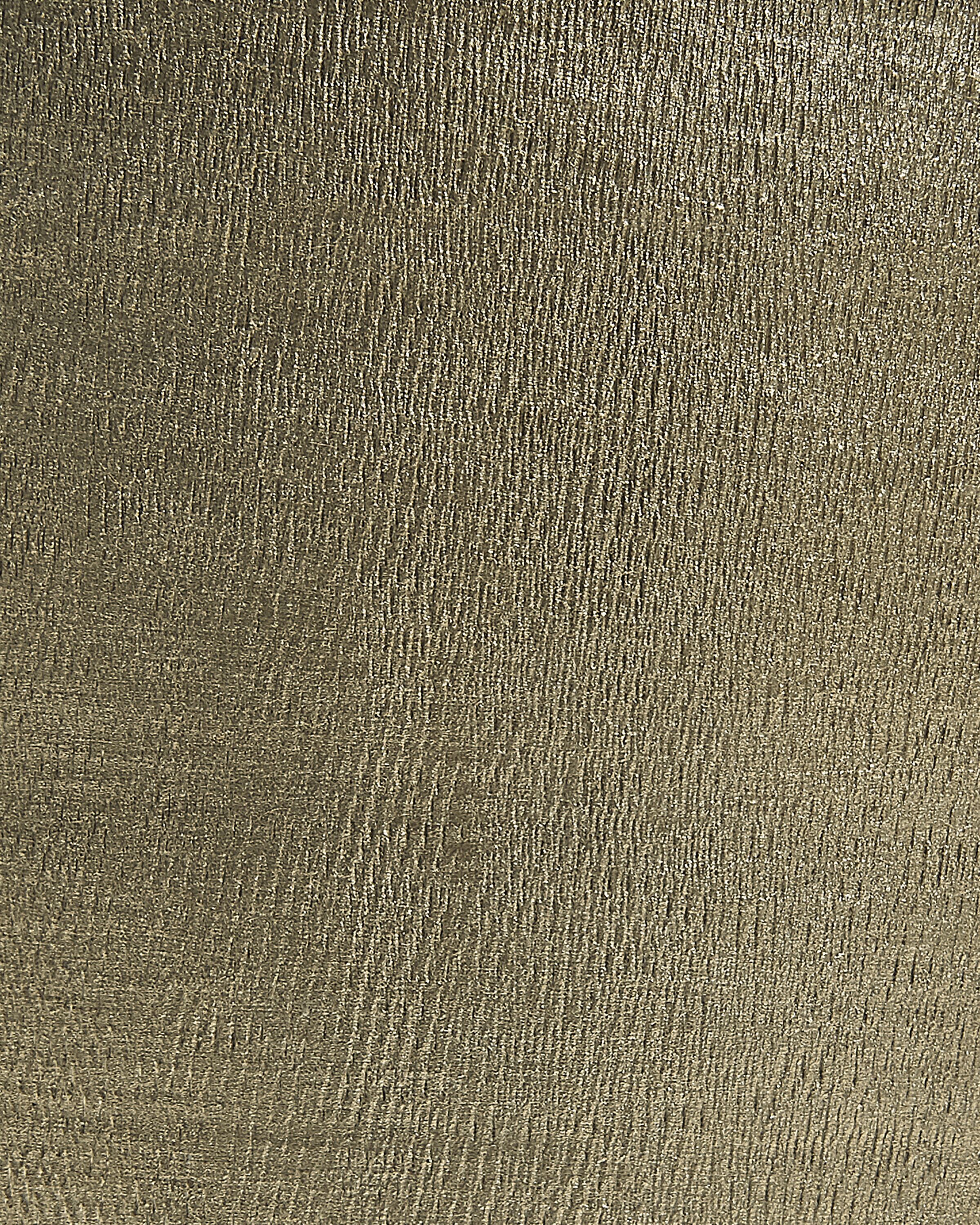 undef_src_sa_picid_765783_x_2560_type_whitesh_image.jpg